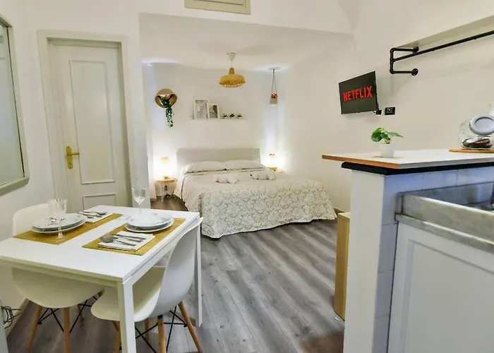 Welcome - Borgo Saraceno - Tramontana Apartmán Varigotti